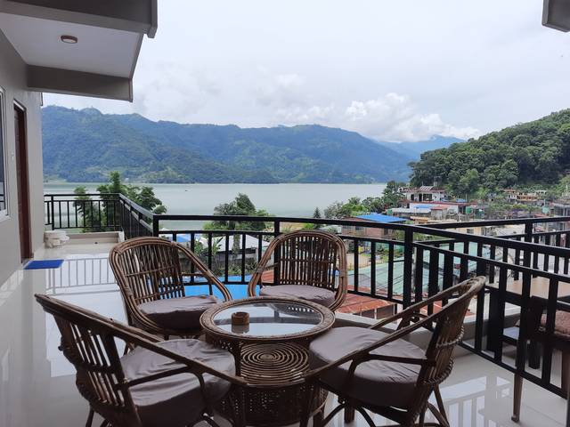 hotel eagle zone