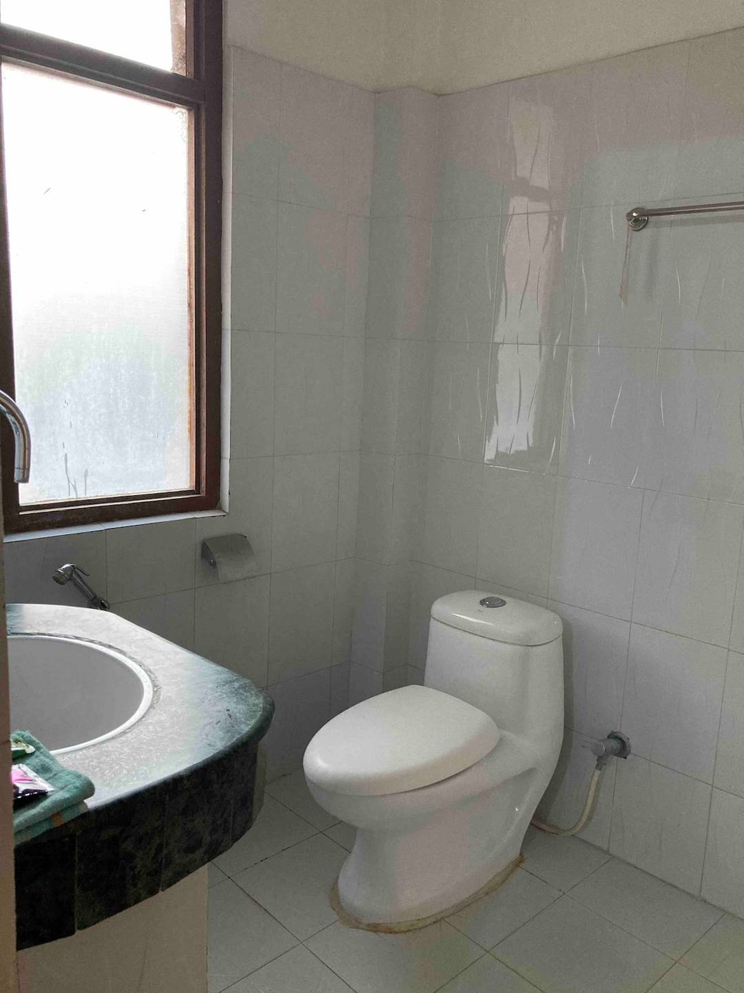 Lovely 1 Private Room with Balcony sunset view — photo