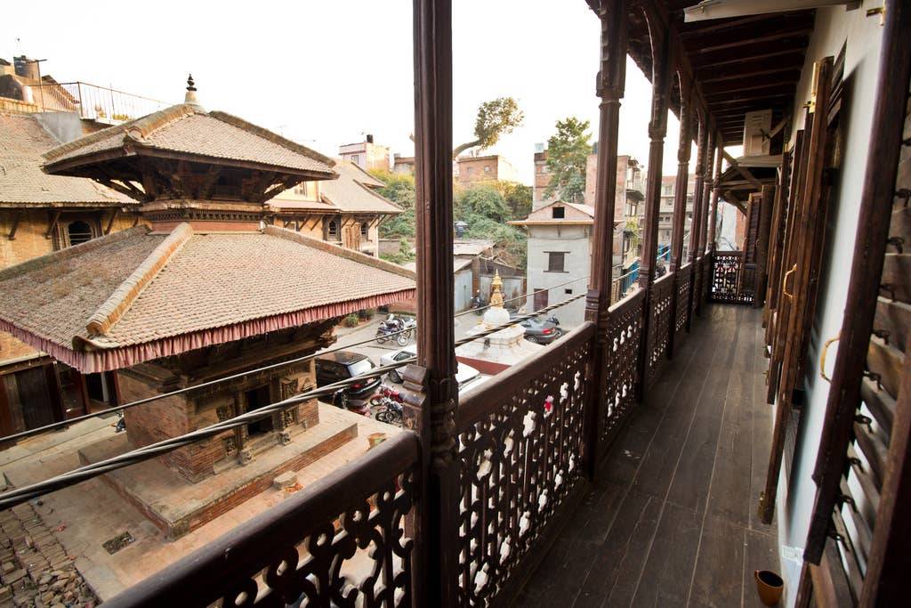Balcony Imperial Duplex - live like a king — photo