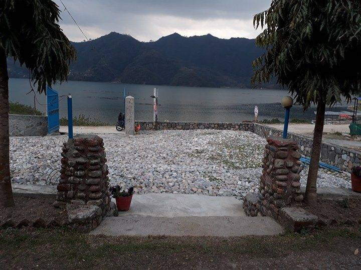 "Paradise Guest House"located in khapaudi lakeside