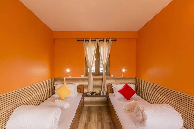 Twin bed Private Room in Pokhara — photo