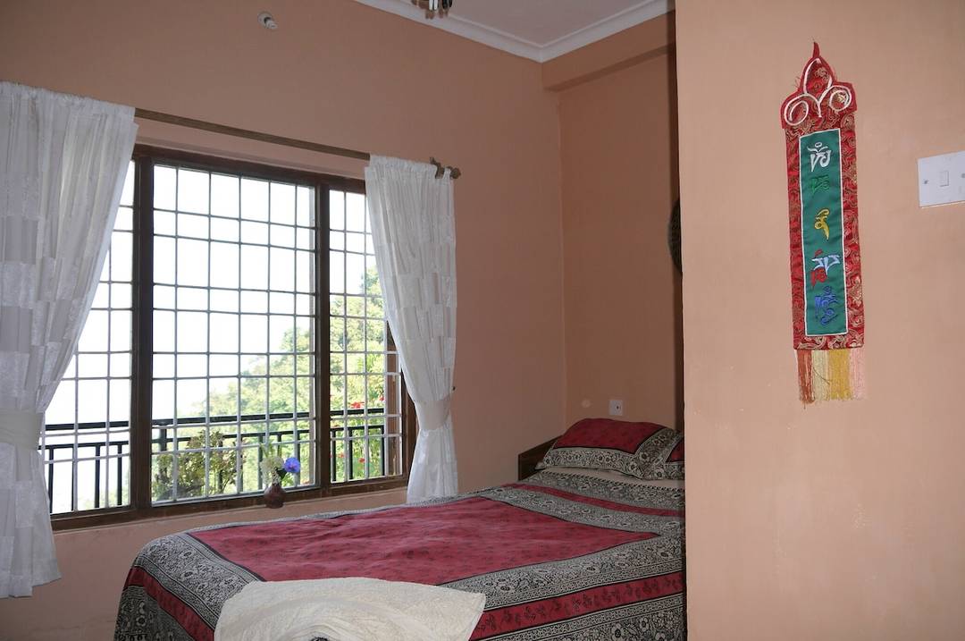 Peace Dragon Lodge. Basic Double. Private shower