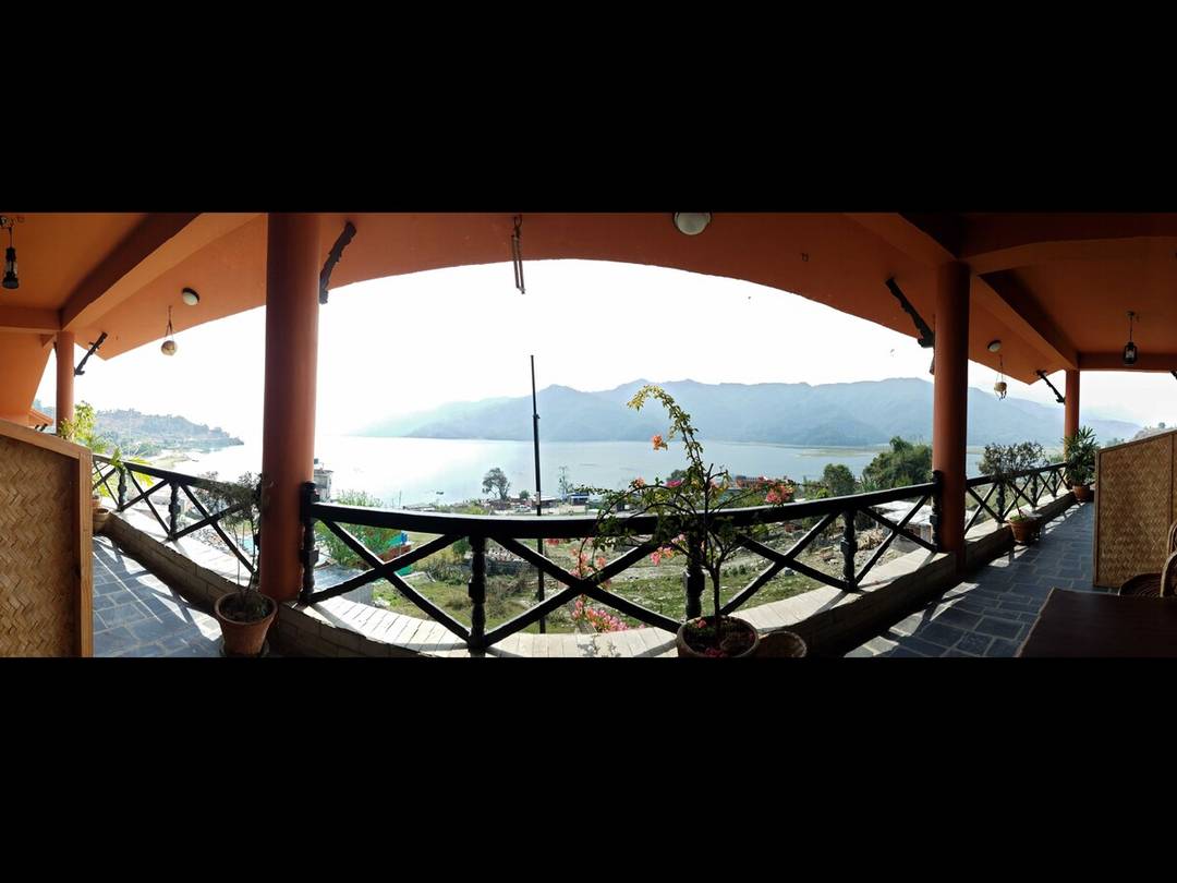 The Parbati Room: Beautiful Lakeview Private Room — photo