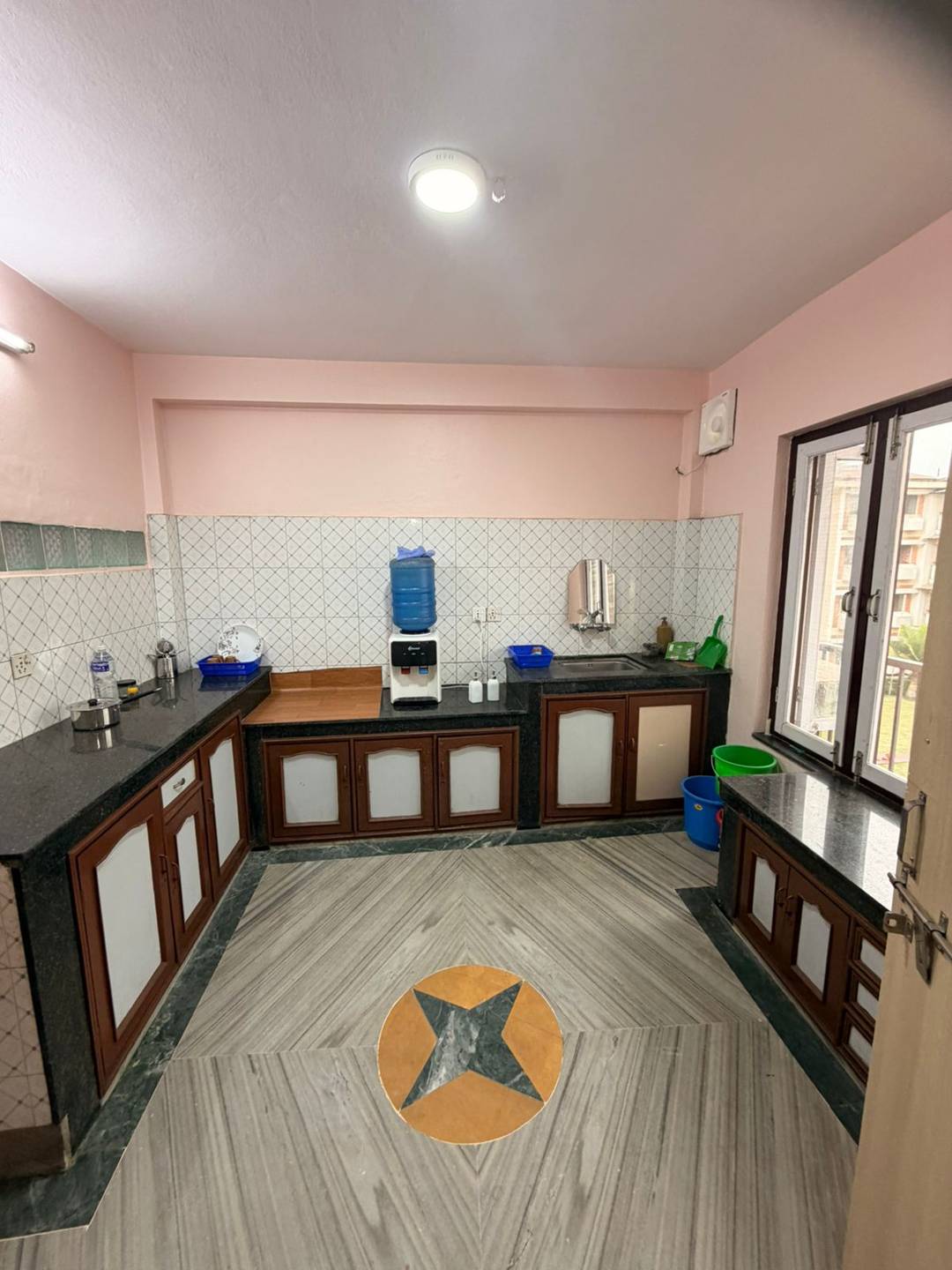 2bhk Cozy stay in Central Thamel — photo