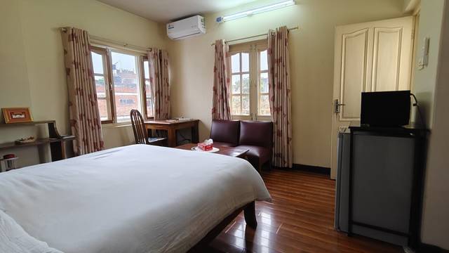 Rooftop Studio (5 min to Kathmandu Durbar Square)