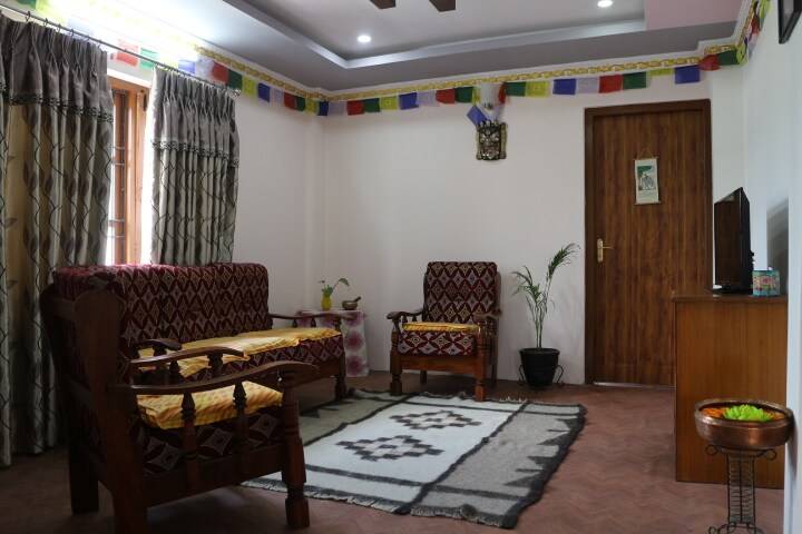 4 Bed Flat B&B and Cook $15 a night Nepali style