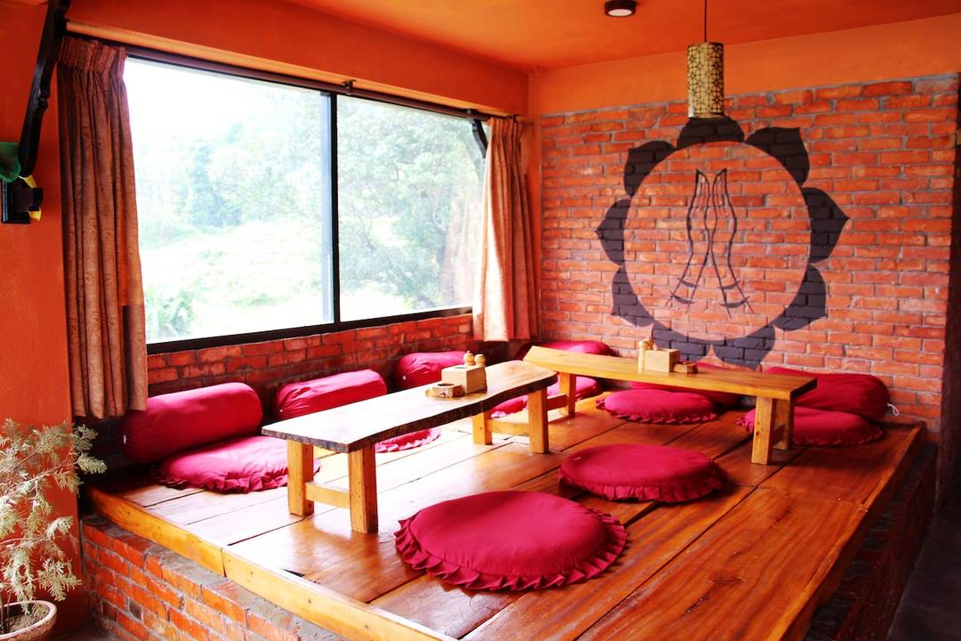 The Hanuman Room: Beautiful Lakeview Private Room