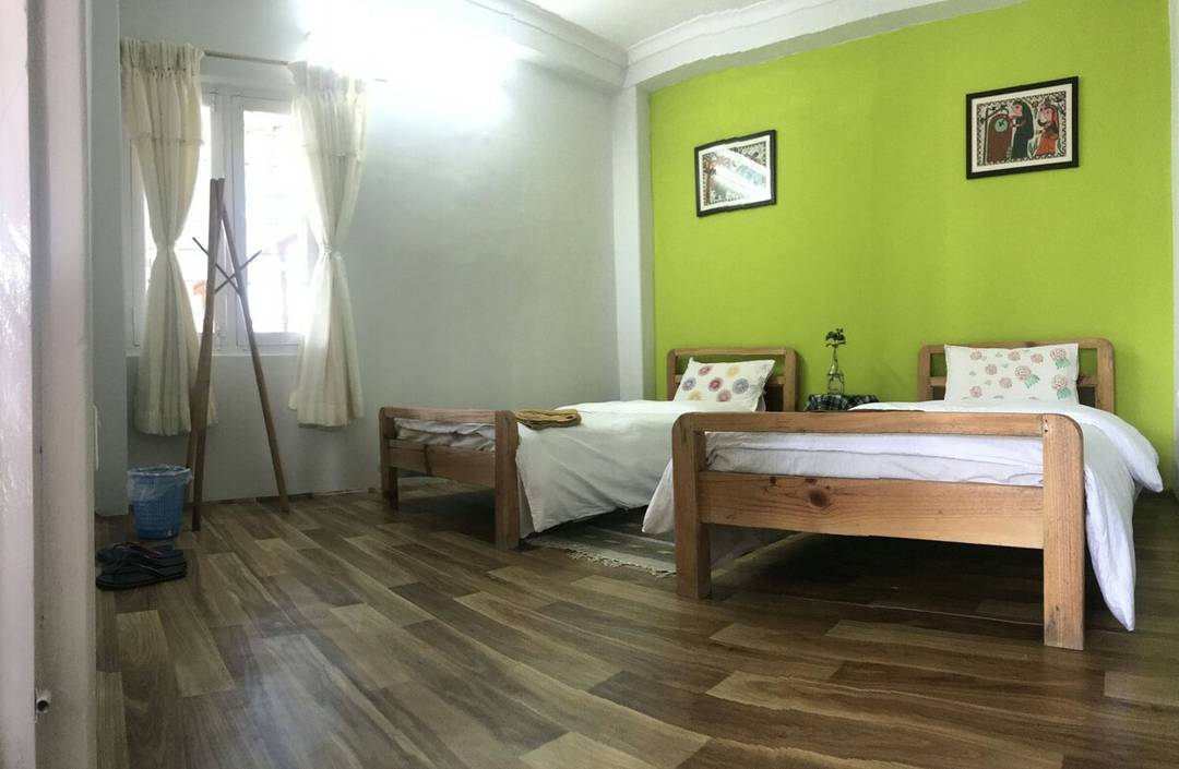 One room(double bed) with kitchen and nice view — photo
