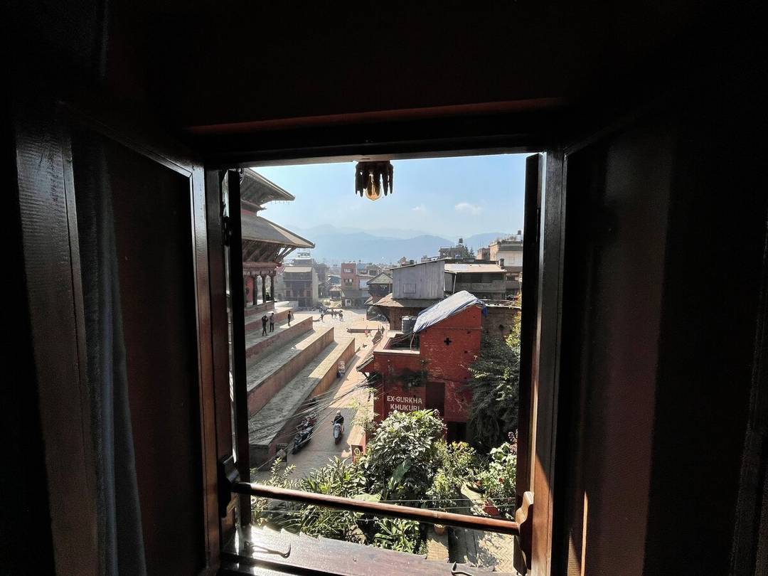 Room Behind The Tallest Temple — photo