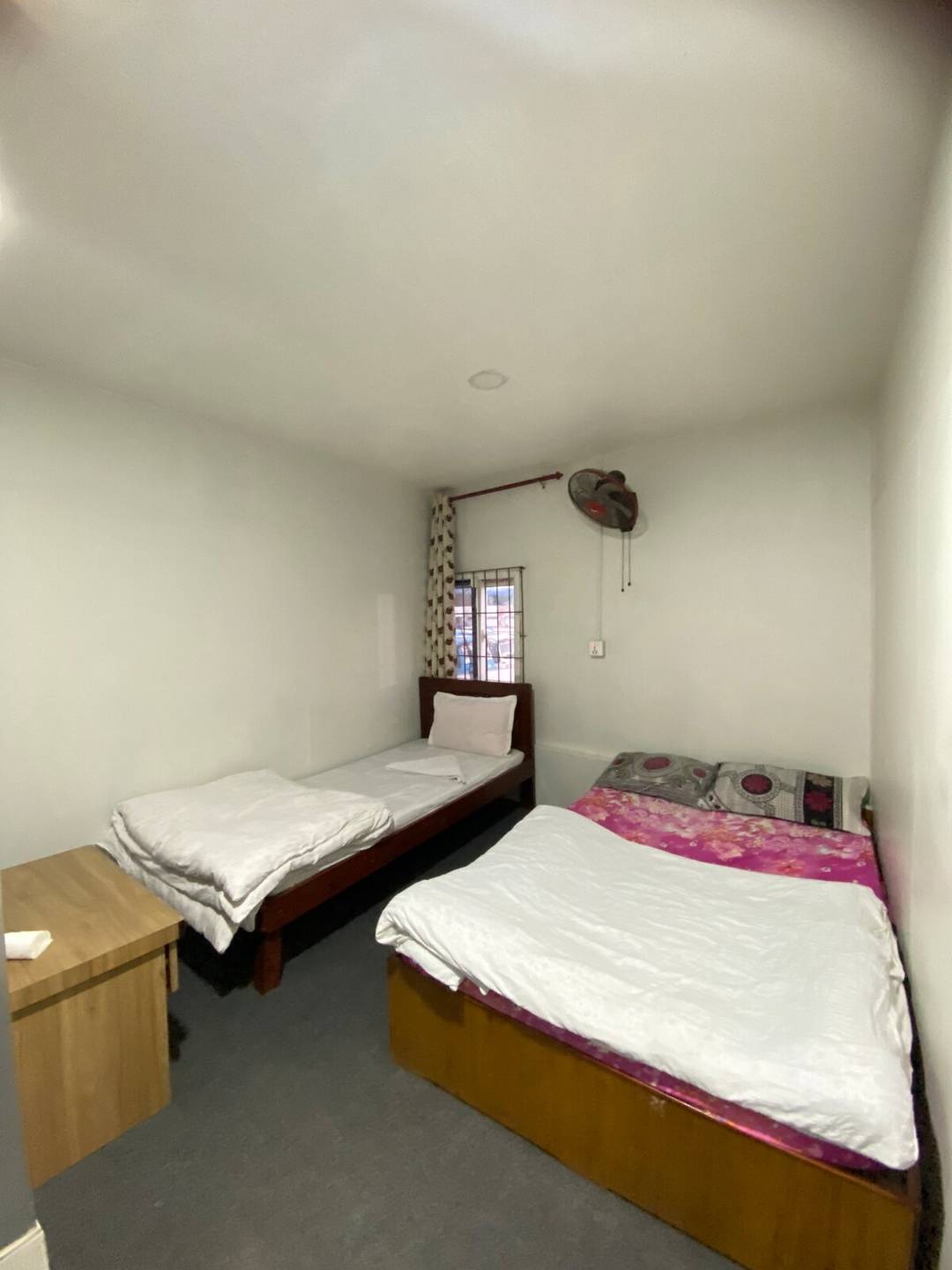 Hotel Rojmani — photo