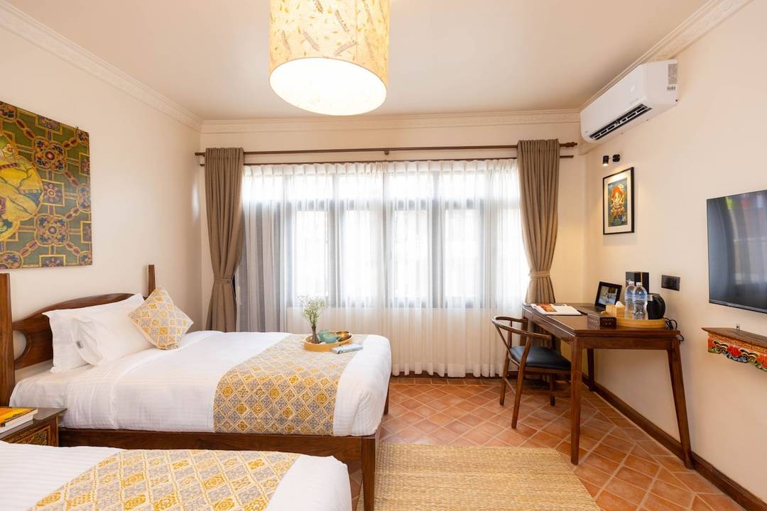 SUPER HOST | Superior Twin/King Bed with Breakfast — photo