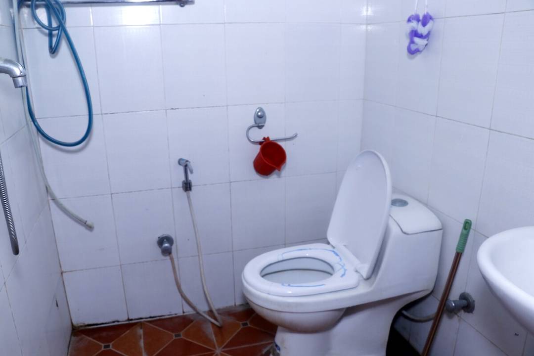 Sara's Backpackers Home — photo