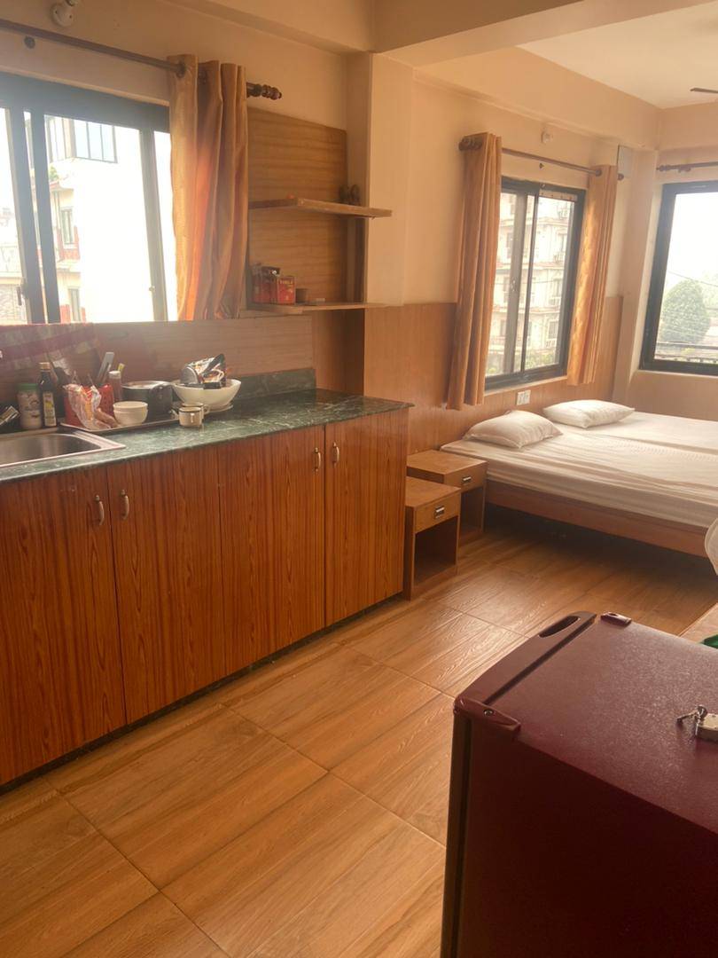 Studio with balcony (2 adults)