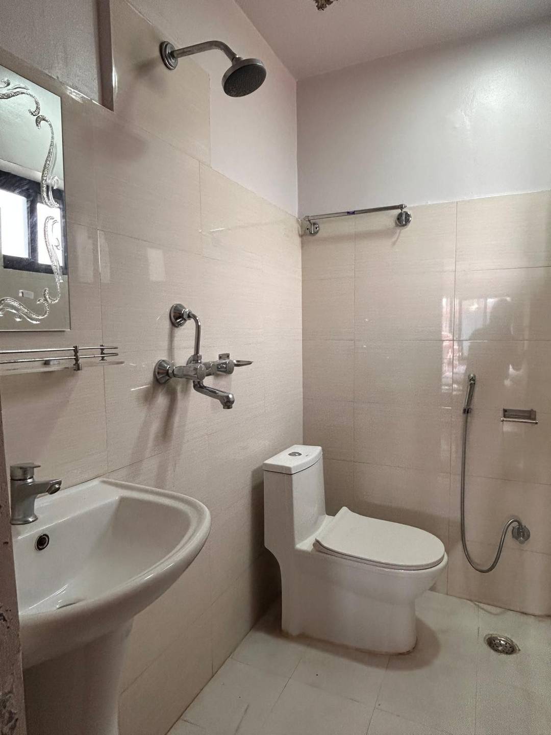 Studio with balcony (2 adults) — photo