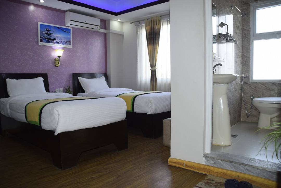 Comfortable Ensuite Room in Calm Area of Kathmandu — photo