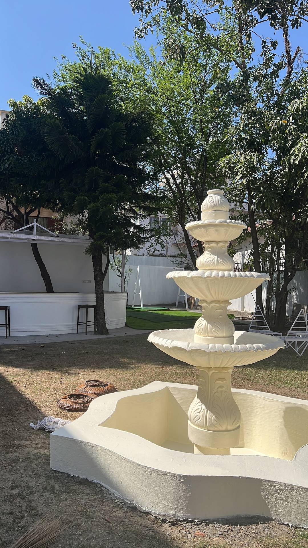 royal palace (fountain) — photo