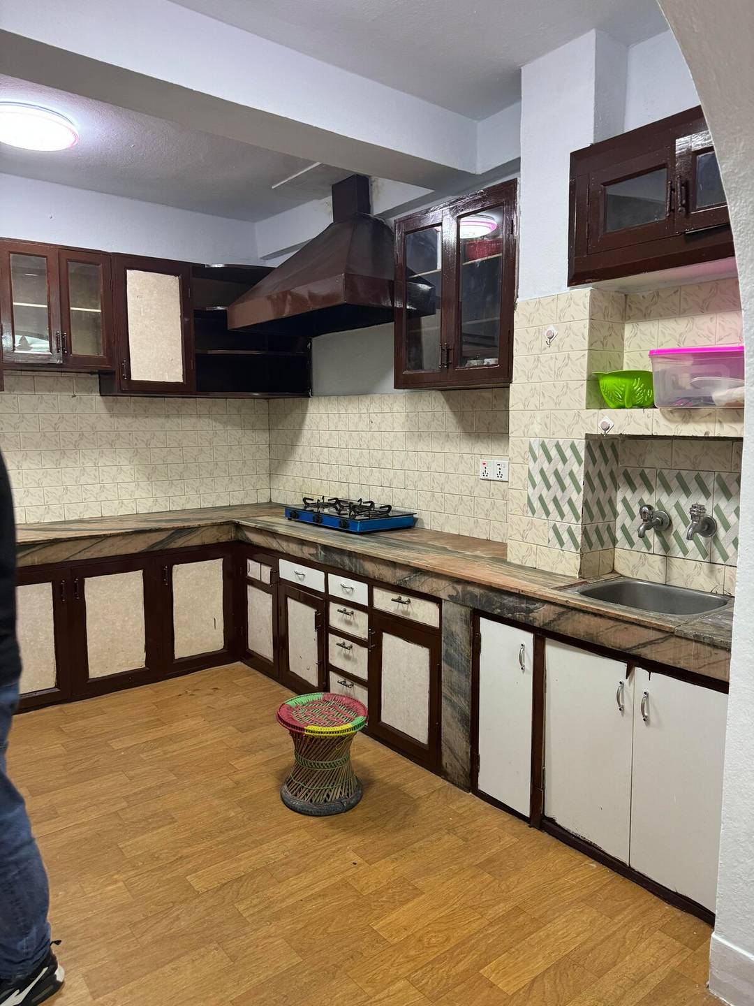 2 Bed Apartment with Kitchen — photo