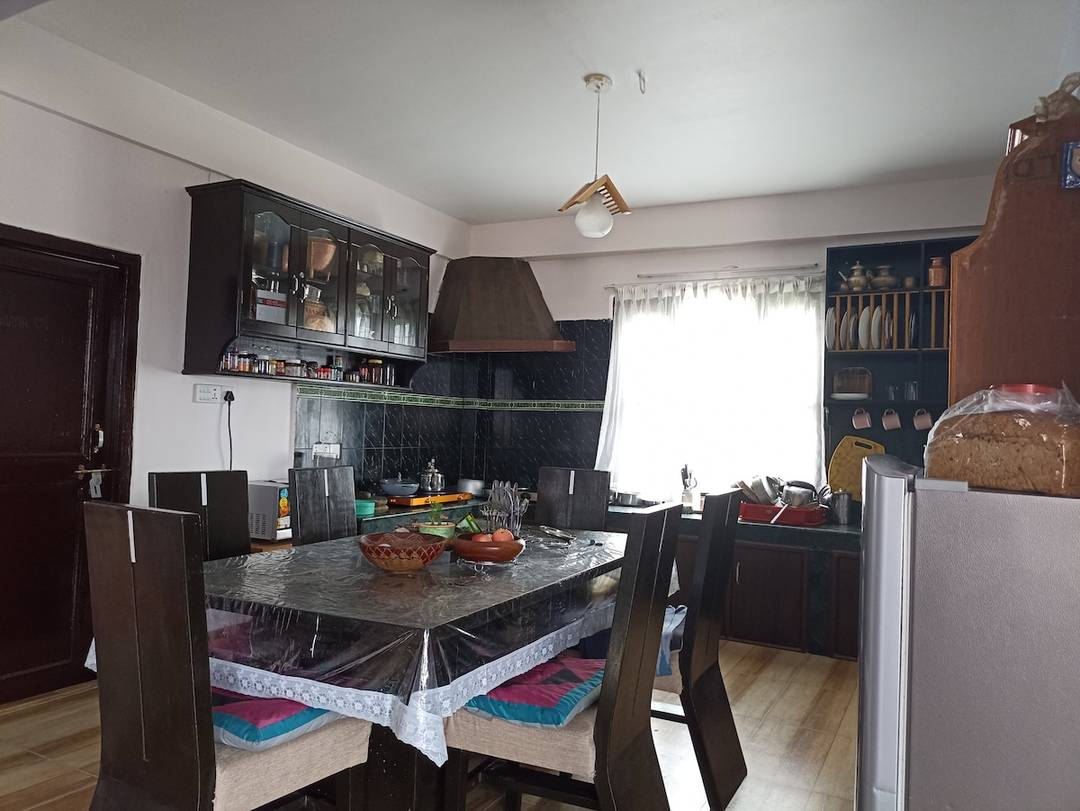 Bina's peaceful Homestay ; Lakeside — photo