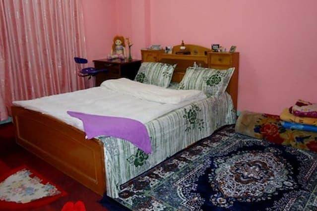 Raj Bala BnB, a Nepali Home : Room Sannidhya