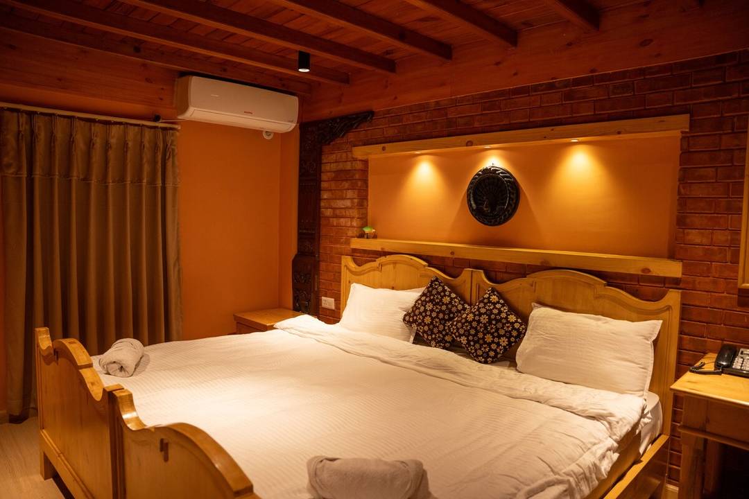 Room with private balcony — photo