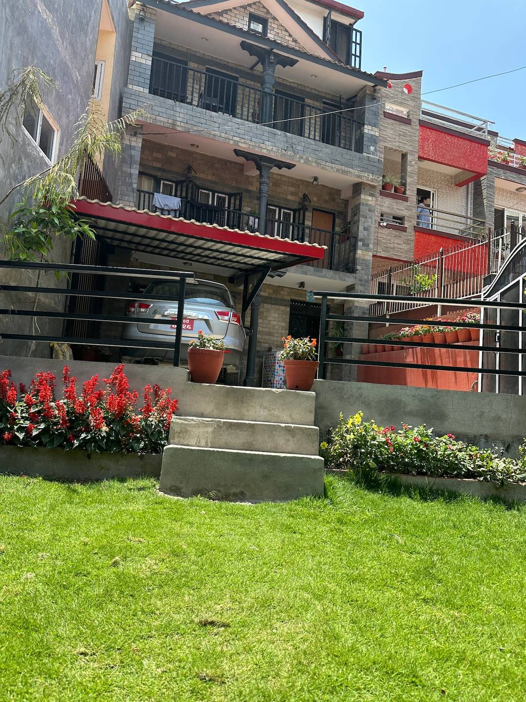 Kapan retreat home