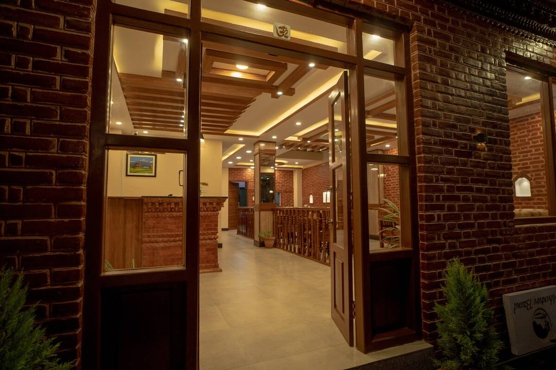 Deluxe Double or Twin Room at Madhuban Hotel — photo