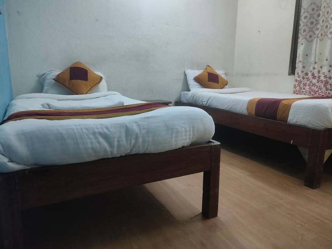 2 Twin Beds with Private Bathroom and Breakfast — photo