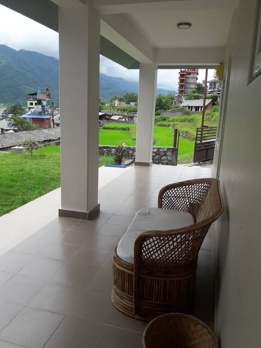 Home stay with Panoramic lake and mountain View R3 — photo