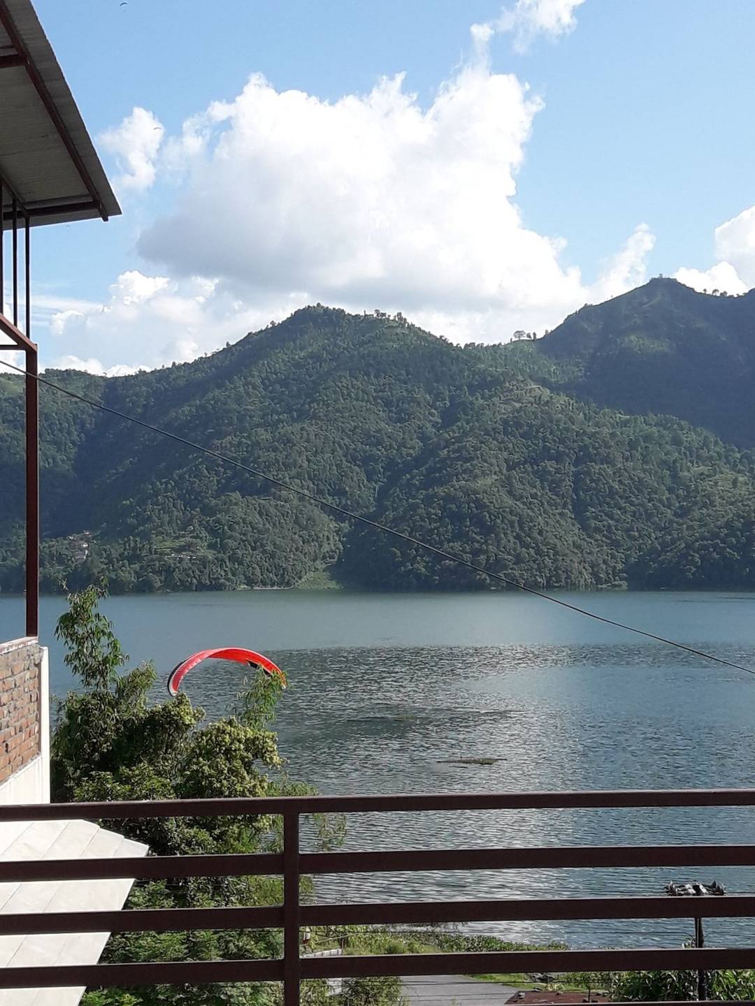 Home stay with Panoramic lake and mountain View R3 — photo
