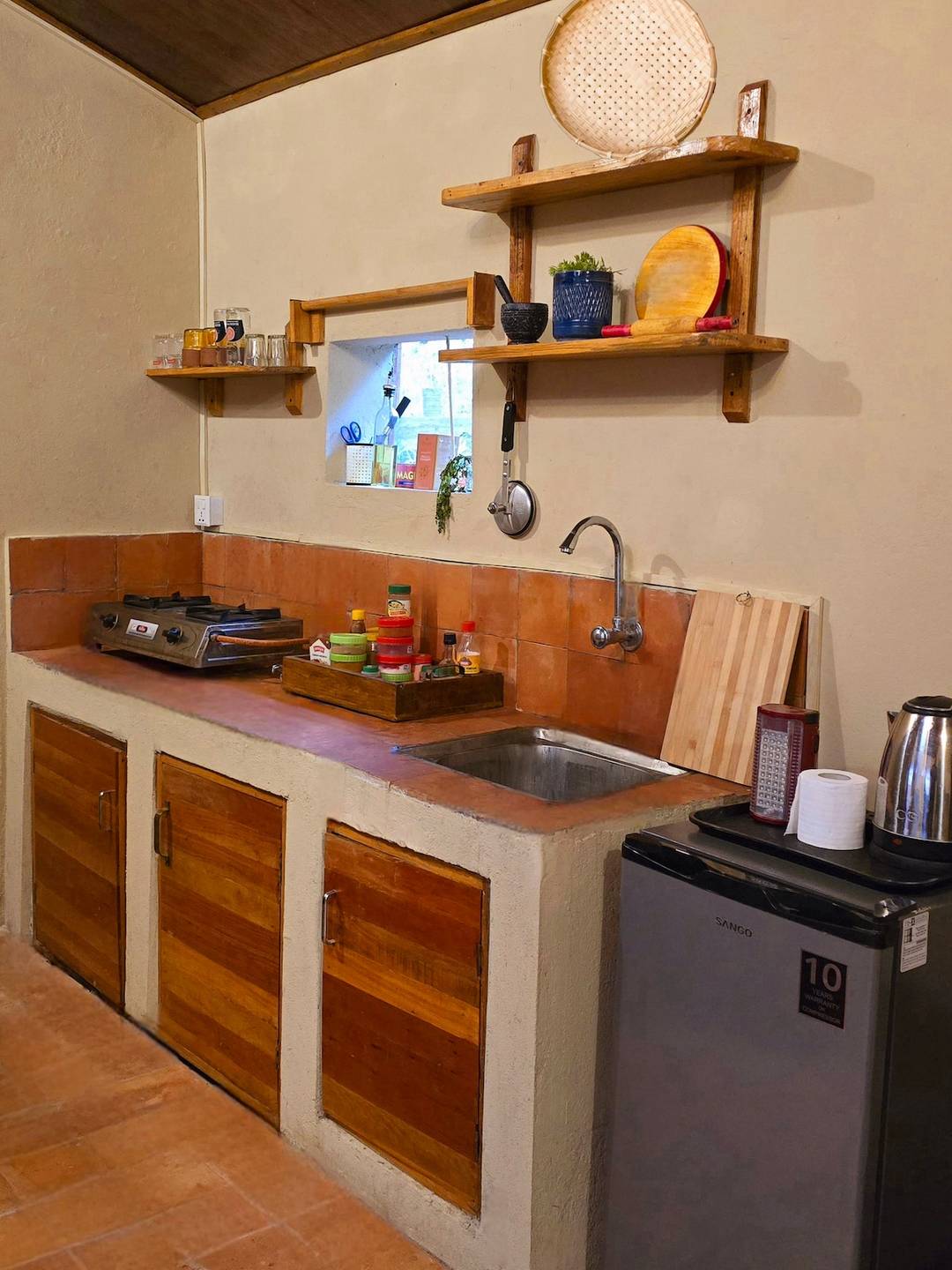 Cozy Studio w/ Kitchenette in Nagarkot — photo