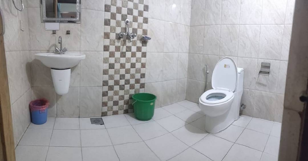 Double Bed & Private Bathroom-Breakfast Included — photo