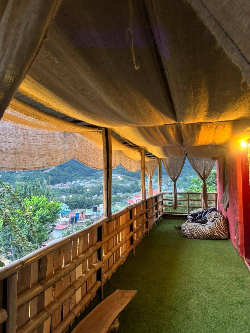 CozyRoom in Nagarjun Kathmandu +Breakfast buffet — photo