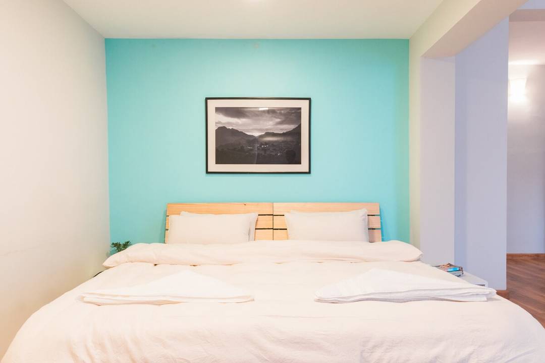 Spacious room in walkable neighborhood, incl bfast — photo