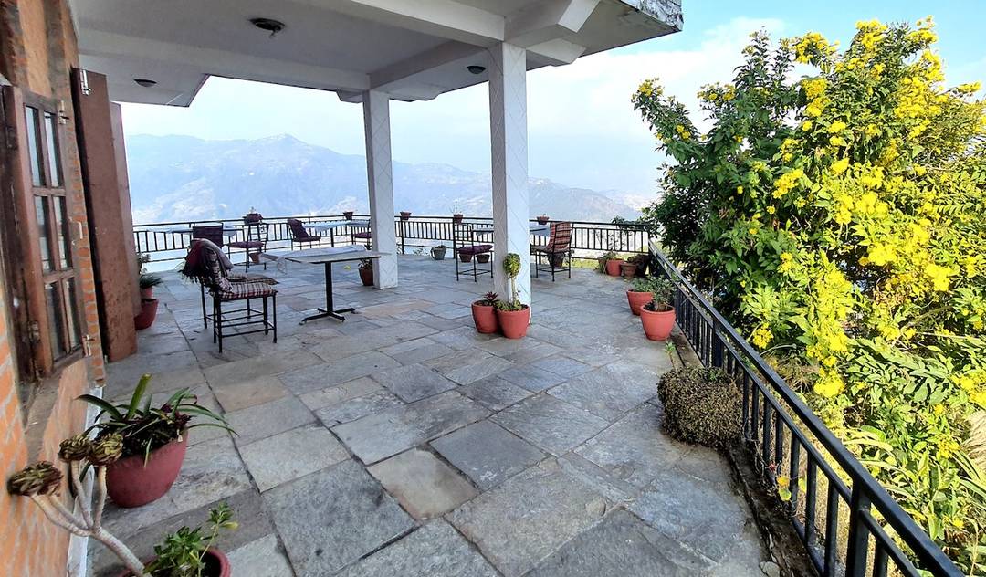 Peace Dragon Lodge - Basic Twin - views — photo