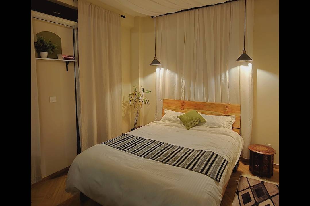 Chalet Style Studio BHK | City View Balcony & A/C — photo