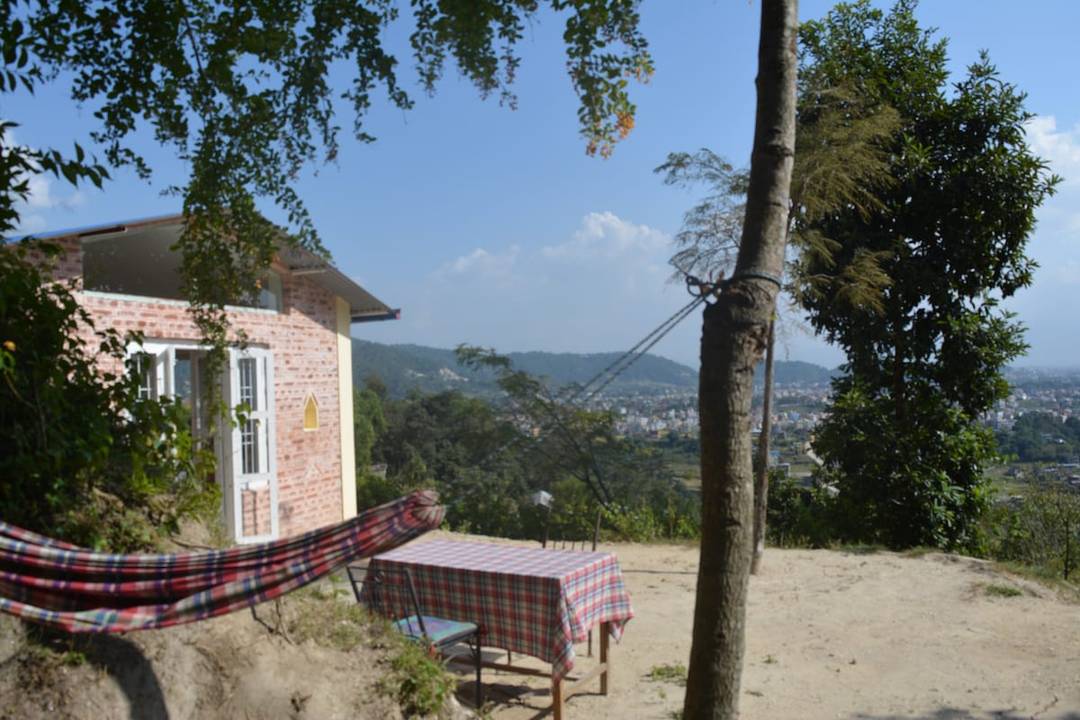 Gagan's cottage with view on the valley — photo