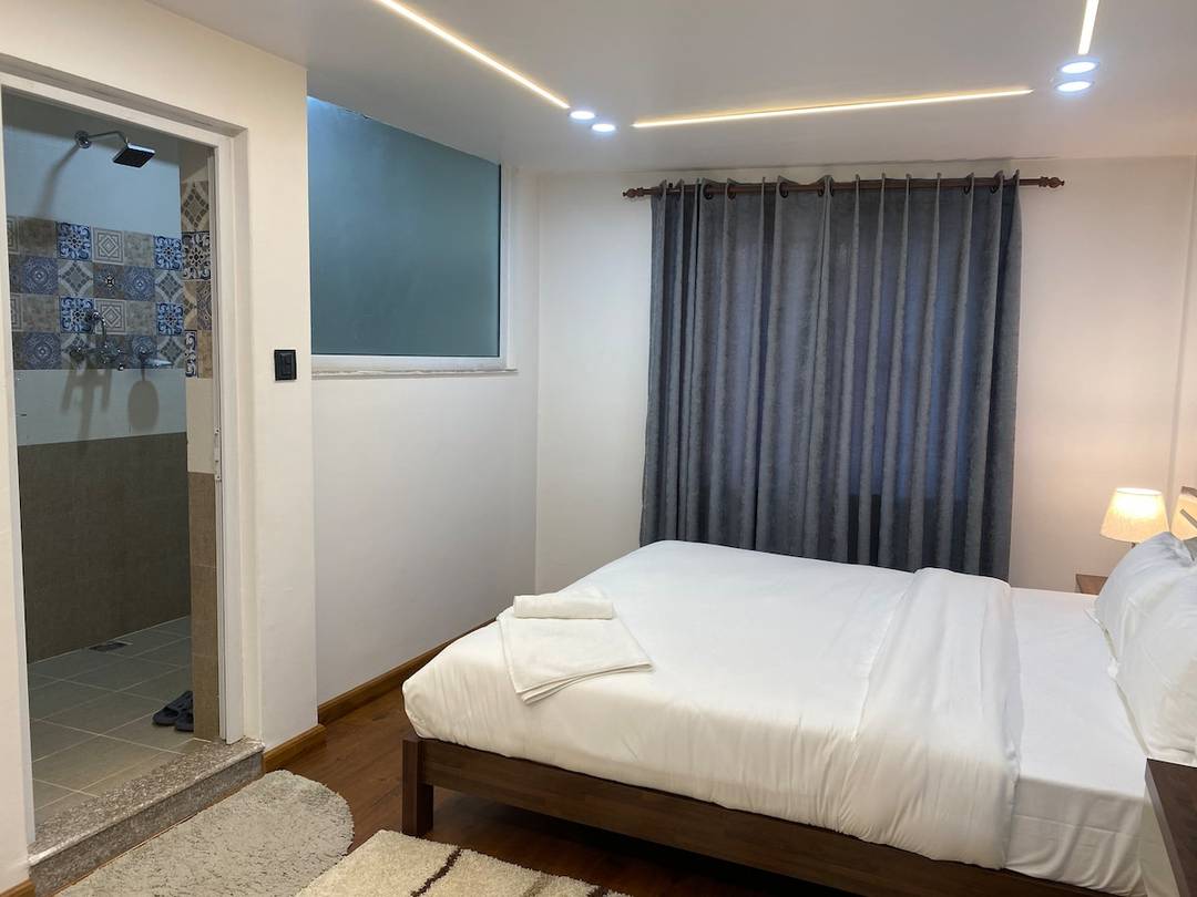 Peaceful Ensuite Room w/ Kitchen & Terrace Access — photo