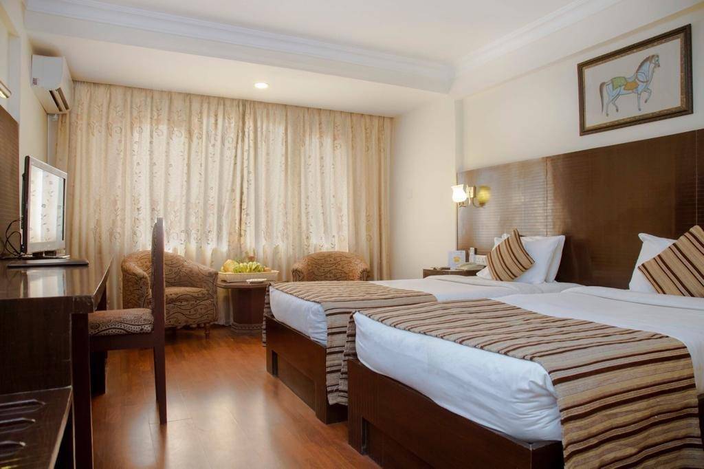HOTEL VAISHALI — photo