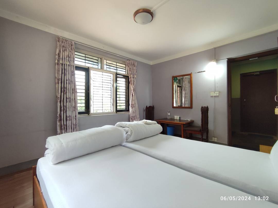 Serene Garden View Room (purple) — photo