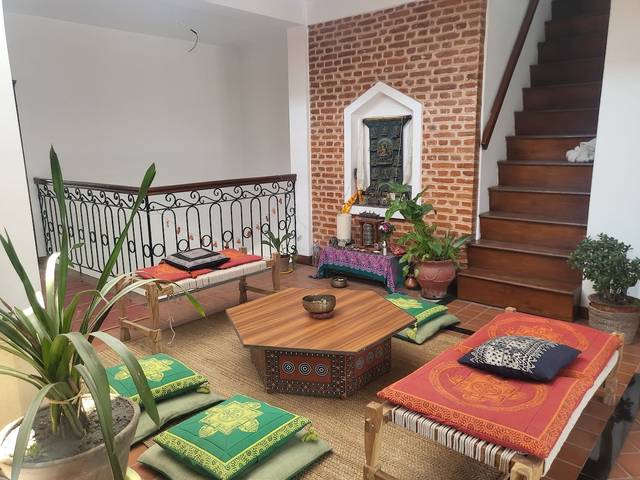 Extra Large Beautiful Room With Garden Views