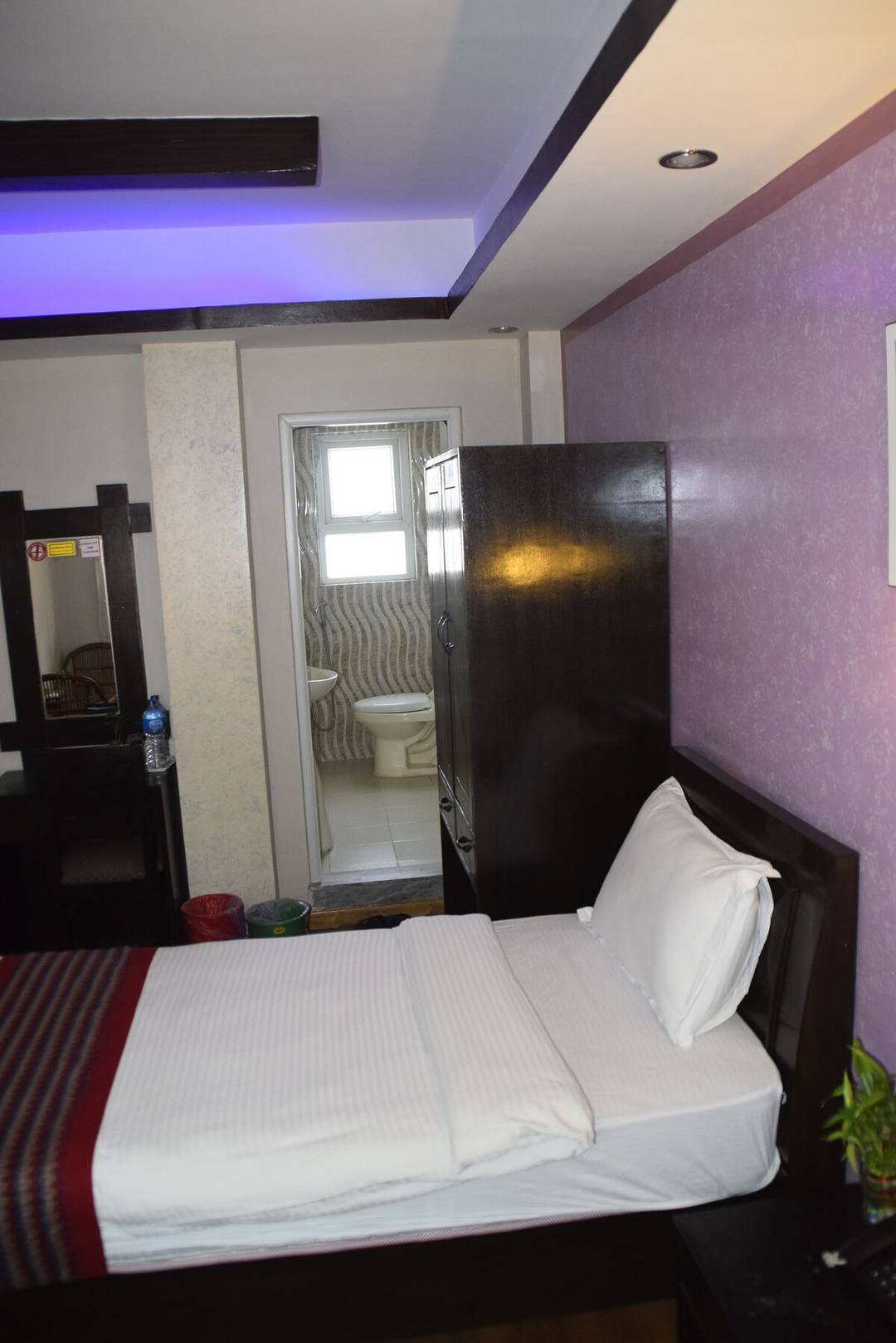 Budget room, attach bathroom in quiet Thamel area — photo