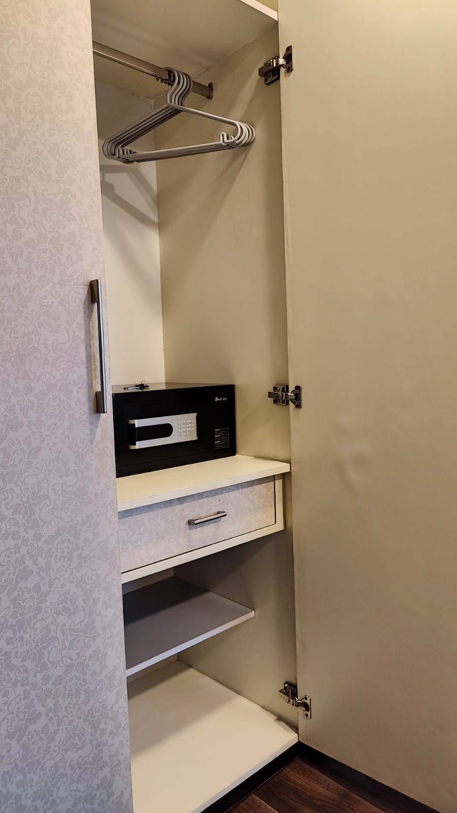 3BHK Apartment — photo