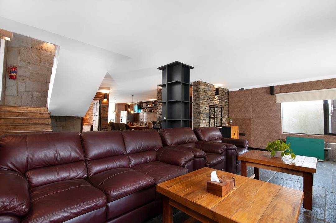 Private Luxury Home — photo