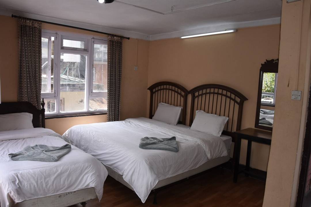 Family Peace House Home-stay 1