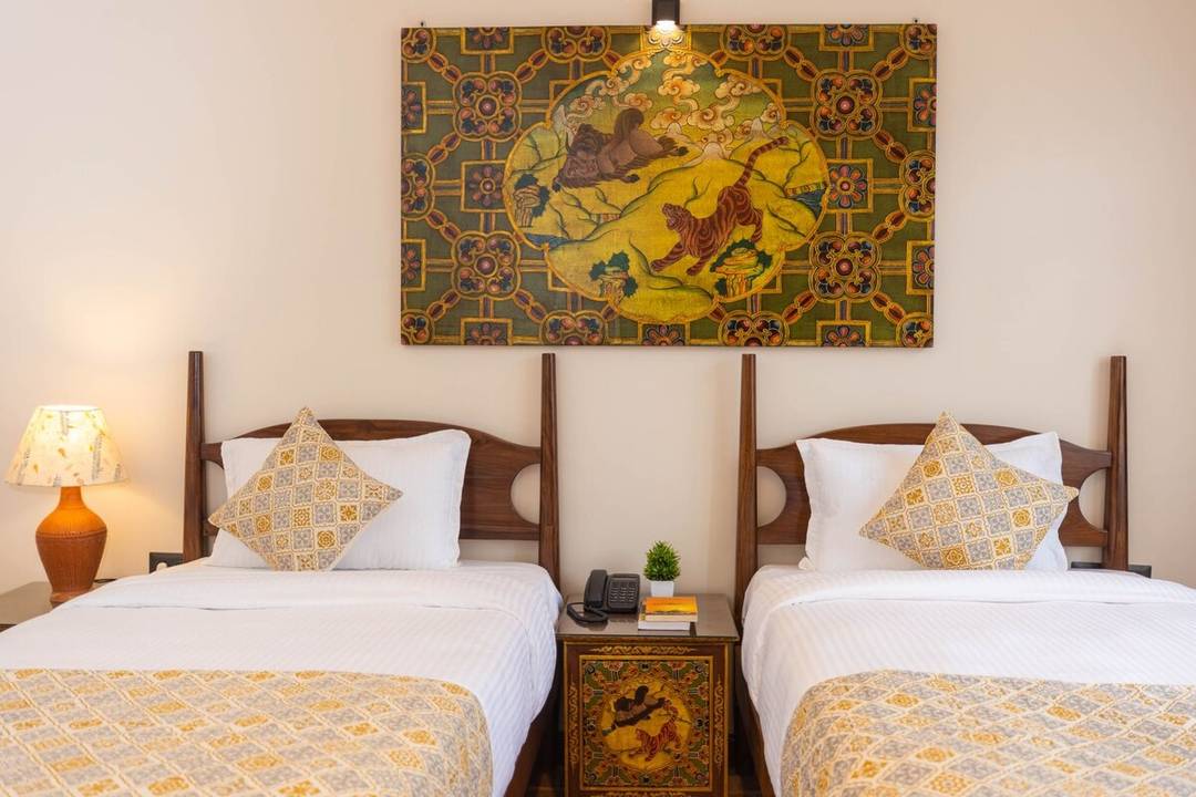 SUPER HOST | Superior Twin/King Bed with Breakfast