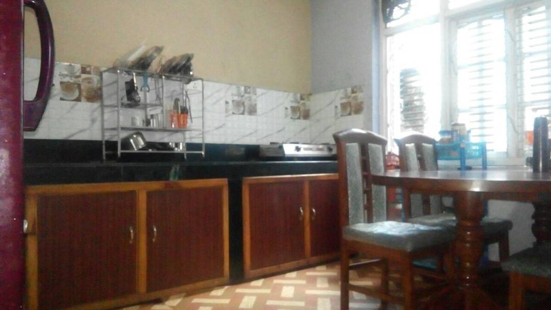 Cozy room near Hanuman Ghat and Taomadhi Square