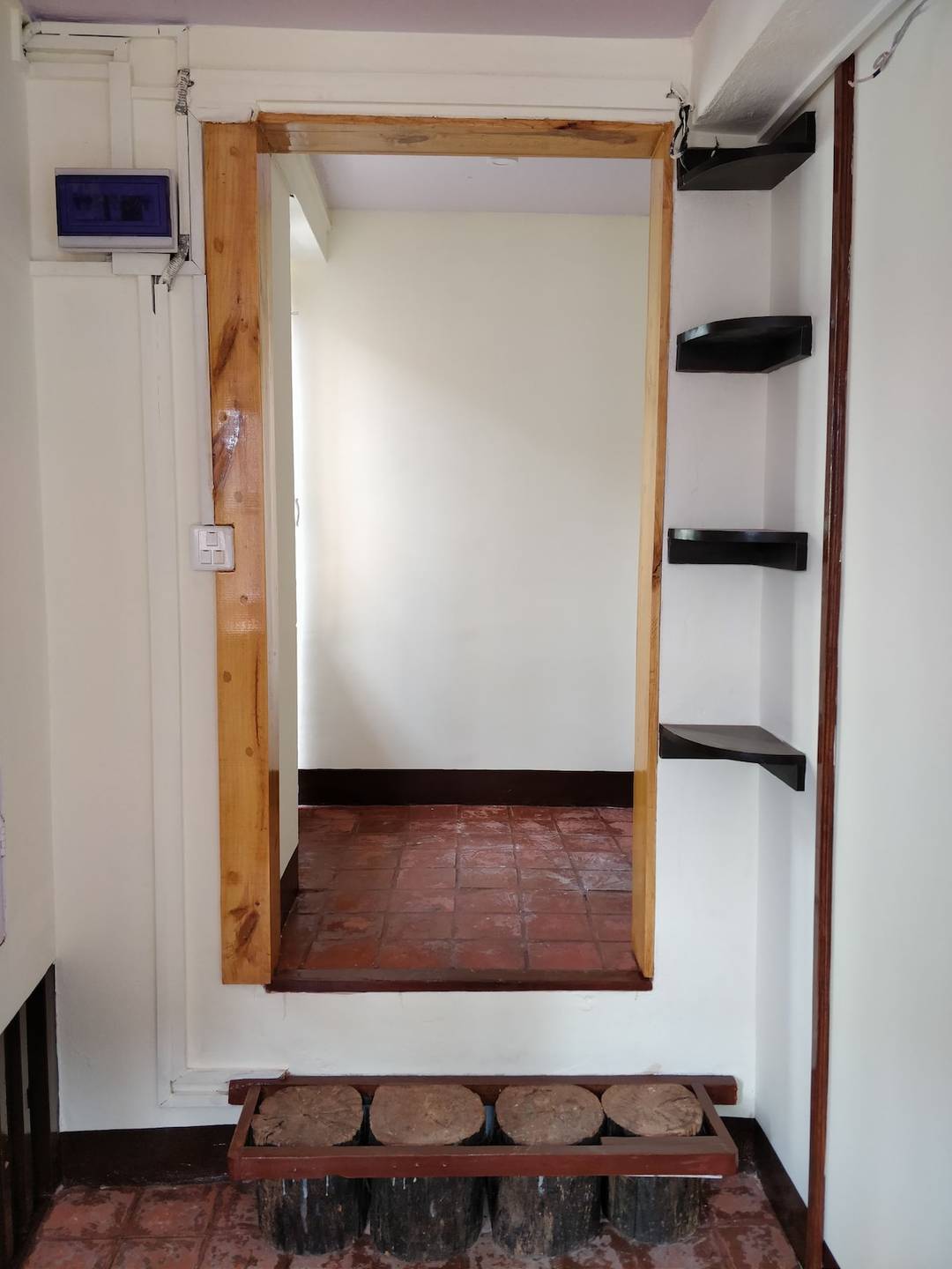 Mani homes (Pancha Buddha room) — photo