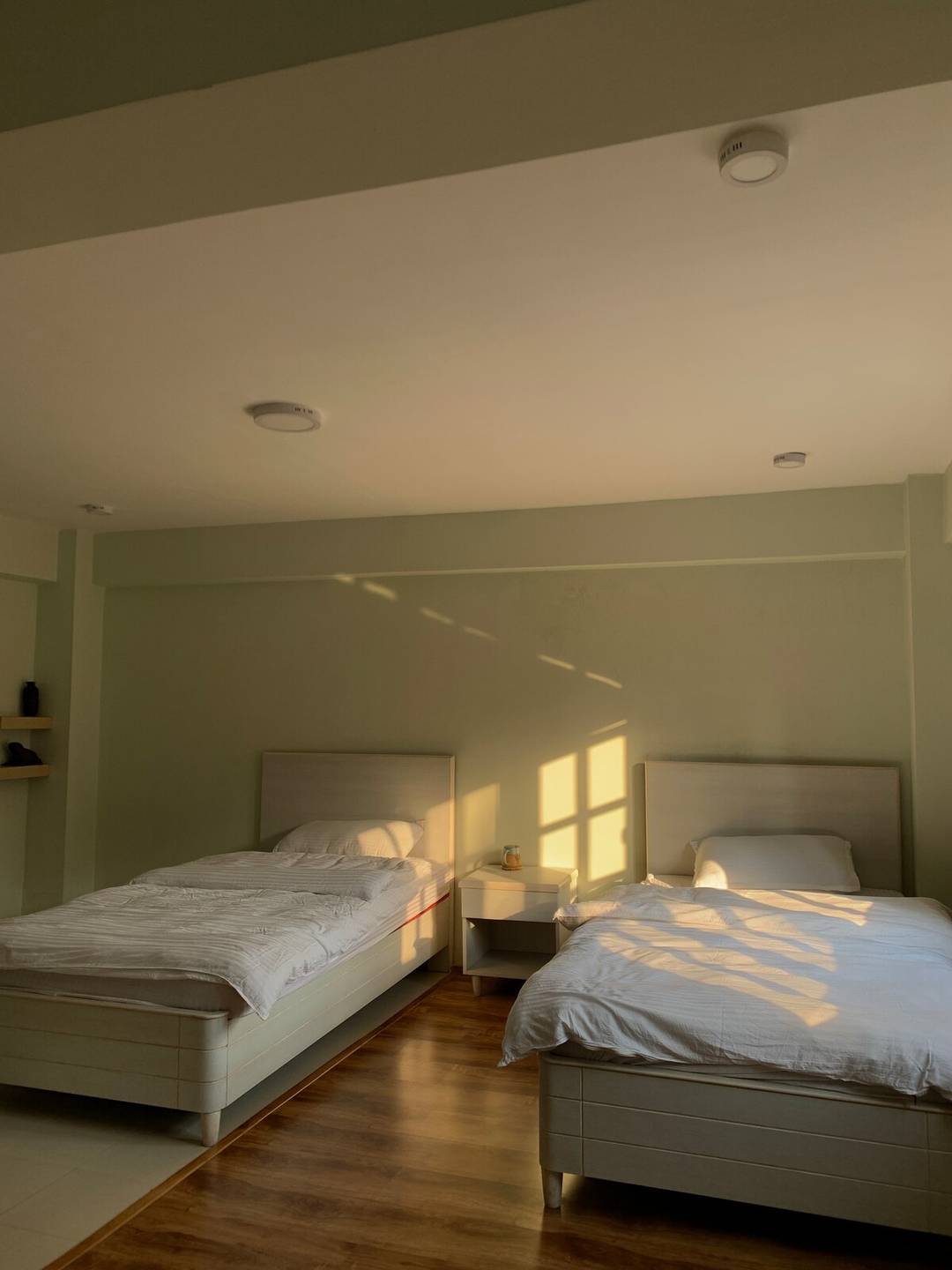 Twin Bed Spacious Room — photo