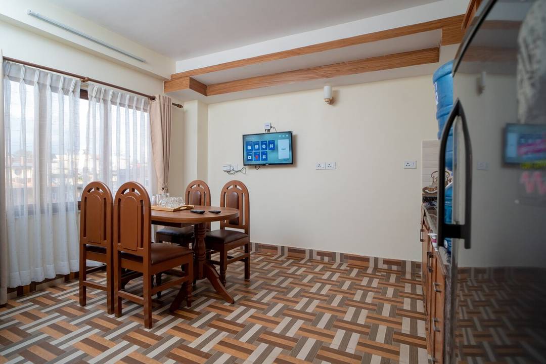 Deluxe Apartment Room at Madhuban Hotel — photo