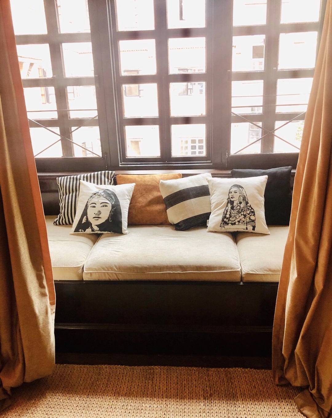 Courtyard Pujan Deluxe Room — photo